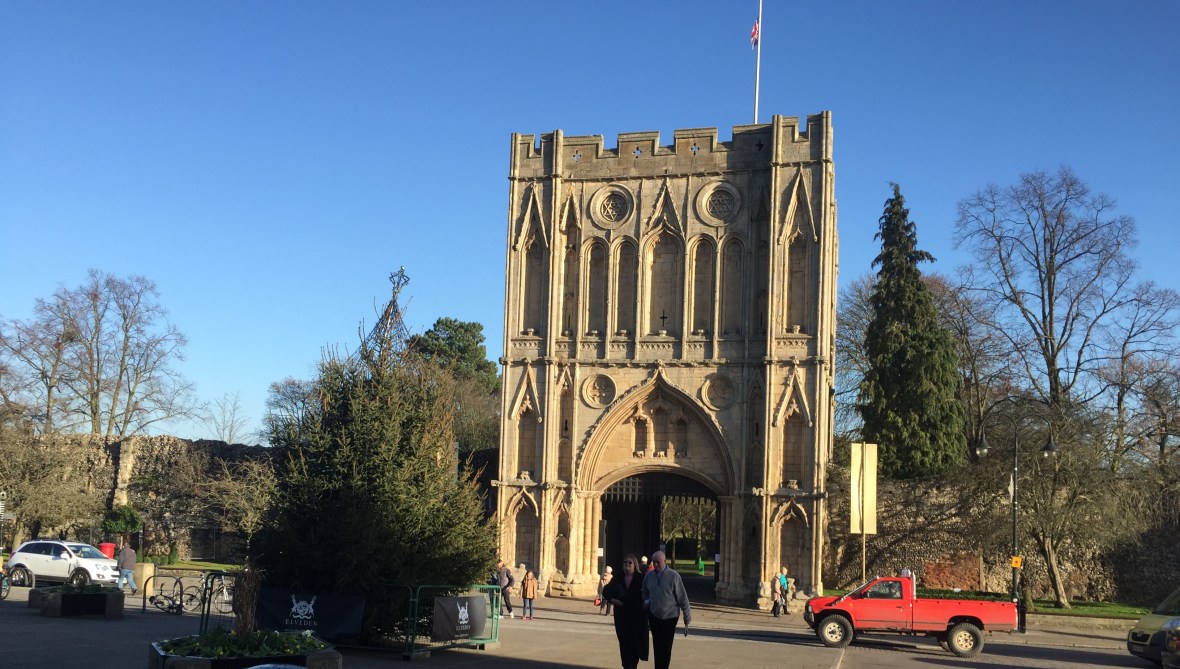 E26D01C6-40F0-401F-8BB2-C8BD17E6CD10